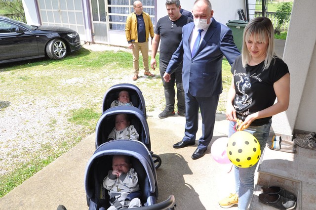 Gradonačelnik Prijedora u poseti porodici Stojnić