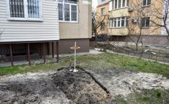 'W masowym grobie w Buczy może być pochowanych od 150 do 300 osób'