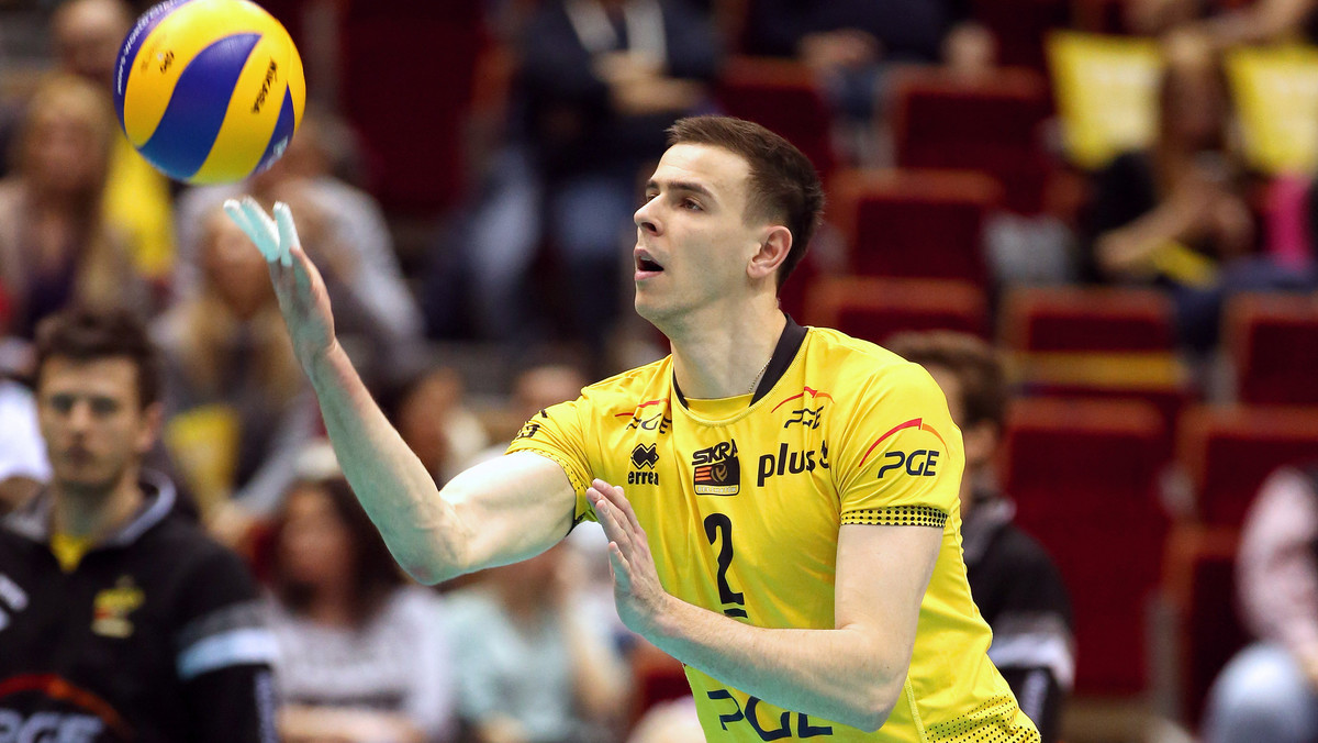 PGE Skra Bełchatów w środę na wyjeździe zmierzy się z Indykpolem AZS Olsztyn, który w pierwszej części fazy zasadniczej wygrał z bełchatowską drużyną 3:1. - W Olsztynie czeka nas trudne spotkanie - zapowiada w rozmowie z PlusLiga.pl Mariusz Wlazły.