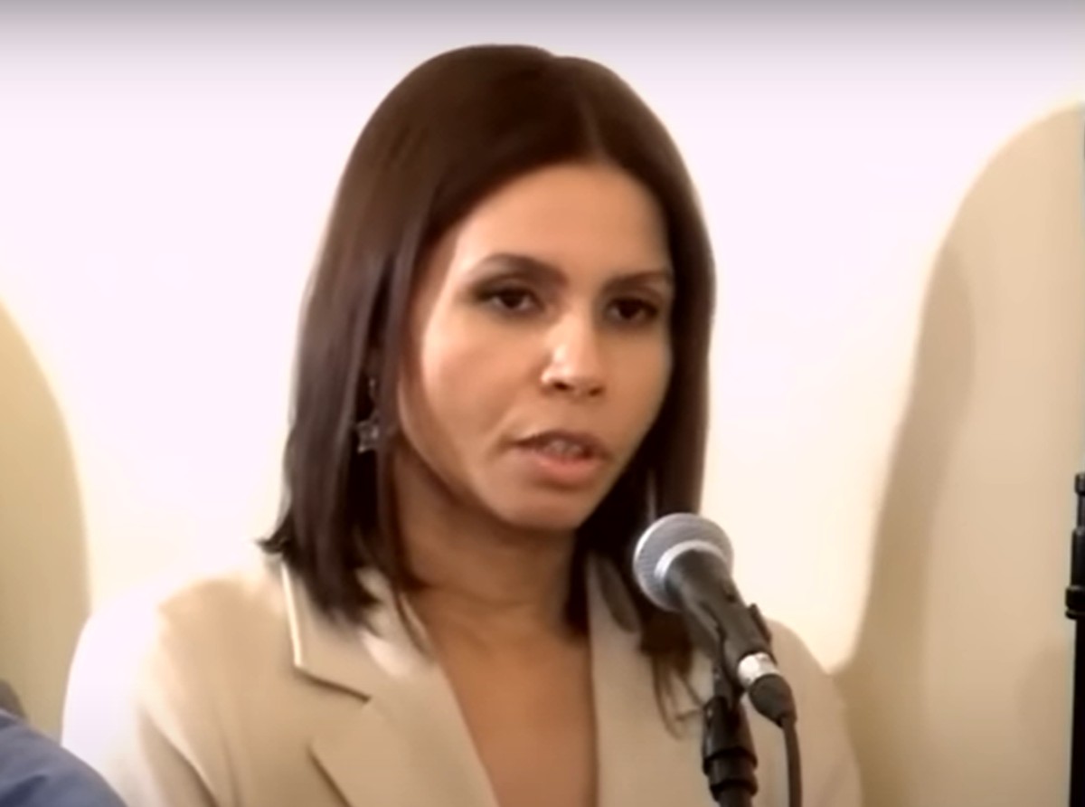 Marta Gordziewicz jest dziennikarką TVN24