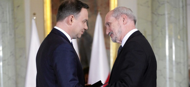 Nowa wojna na górze? Prezydent Duda oddał salwę w stronę MON
