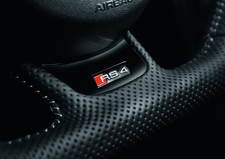Audi RS4 Avant: Rodzinny sportowiec