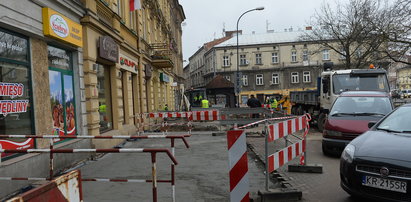 Urzędnicy remontują tylko koło siebie