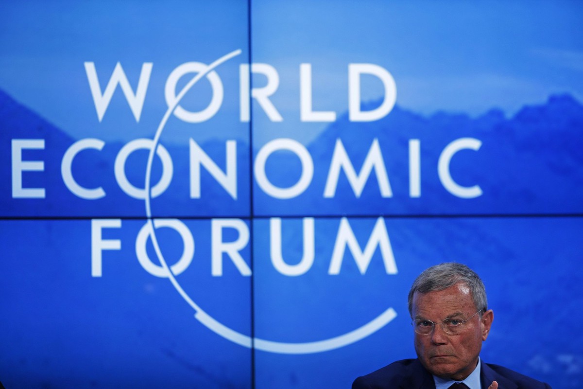 Martin Sorrell, dyrektor zarządzający WPP podczas panelu otwarcia Światowego Forum Gospodarczego w Davos, 20.01.2016.