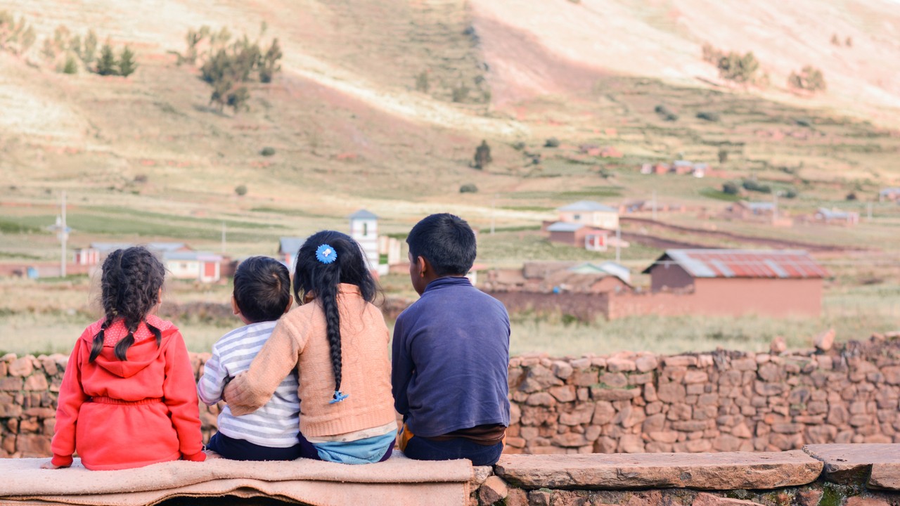 Nie zachorują ani na cukrzycę, ani na demencję, choć nie dbają o zdrowie. Wszystko przez wzrost