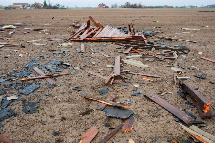 Mieszkańcy podliczają straty po wtorkowej wichurze