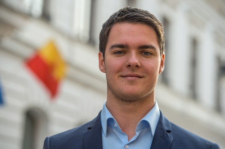 Łukasz Rzepecki. Najmłodszy poseł nowego Sejmu