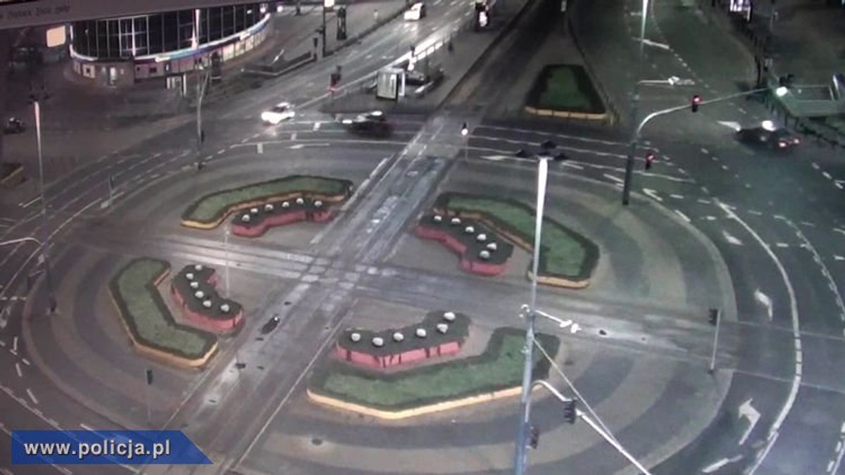 Pijana, która wjechała mercedesem do przejścia, trafi na obserwację? WIDEO