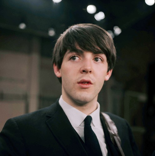 Paul McCartney w programie 'Ed Sullivan Show' (1964)