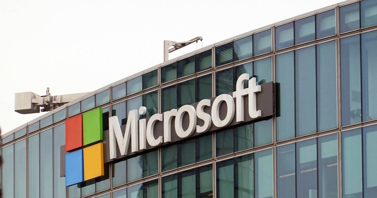 $ 300 billion in revenue and zero tax.  Microsoft in the heat of criticism