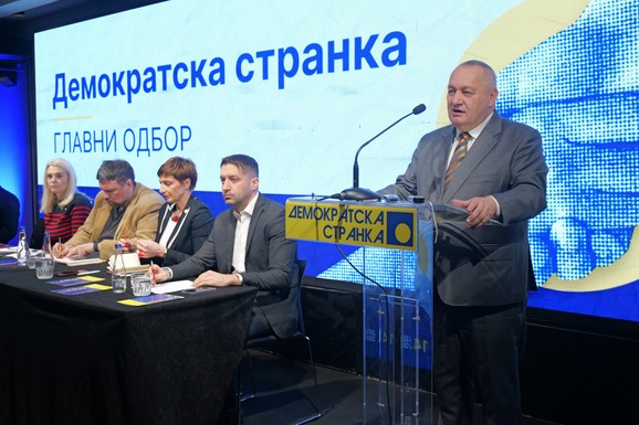 Milivojević (DS): Nećemo se kandidovati na izborima, bezuslovna podrška studentskoj listi