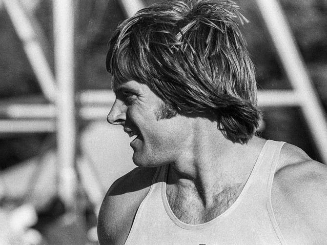 Bio je zgodan atletičar, osvojio olimpijsko zlato, pa postao žena i evo kako izgleda