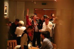 Zobacz, jak się bawi znany polski choreograf