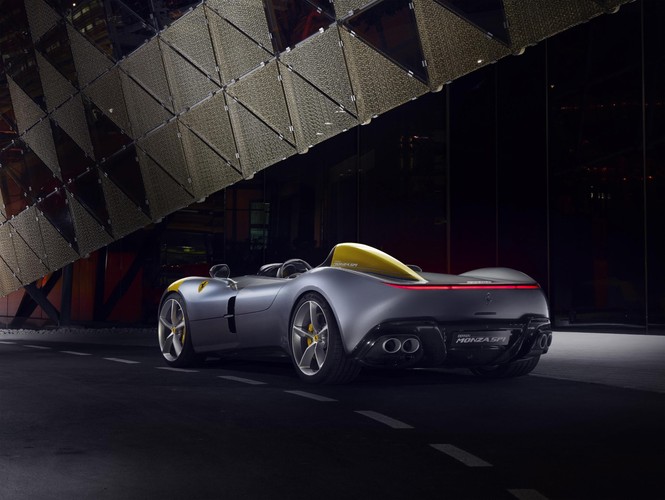 <b>Na zdjęciu: </b>nowe Ferrari SP1
