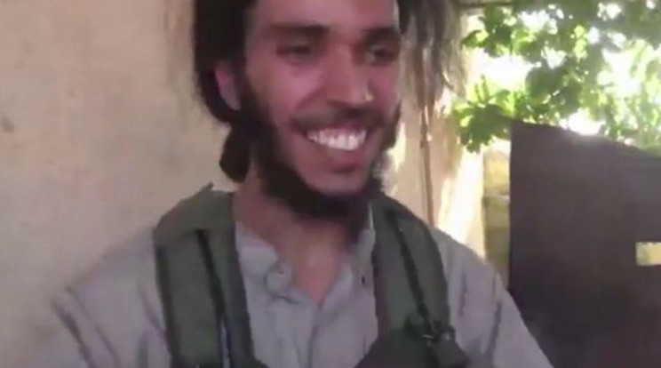 Örült a 20 éves férfi, hogy indulhat a túlvilágra / Fotó: ISIS