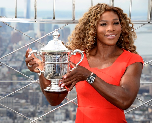 Seksowna sukienka i białe szpilki. Takiej Sereny Williams jeszcze nie widzieliście