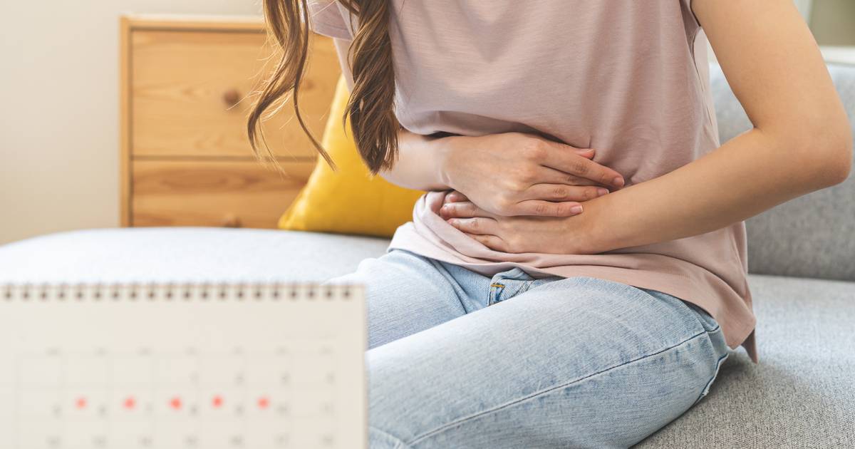 Czy wiek pierwszej miesiączki wpływa na menopauzę? Eksperci rozwiewają popularny mit