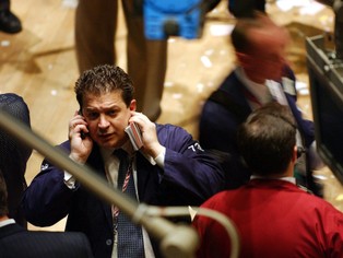 Brytyjski nadzór finansowy będzie kontrolował traderów, nagrywając ich rozmowy przez komórkę