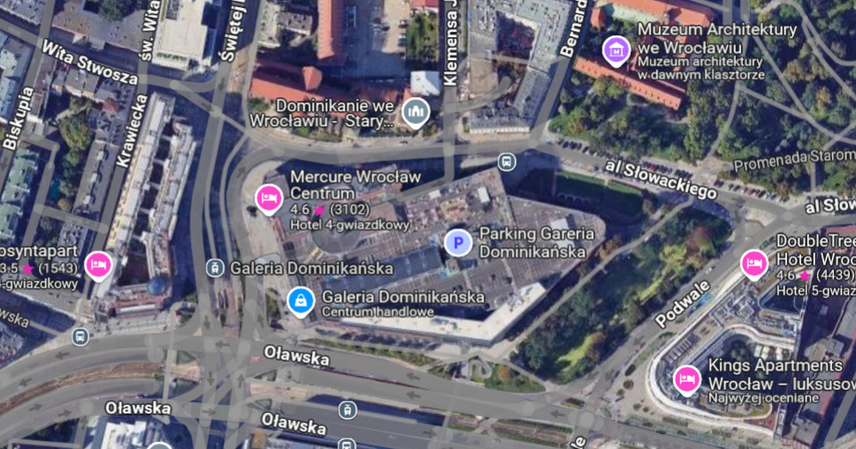 Alarm bombowy w centrum Wrocławia. Ewakuacja ok. 900 osób