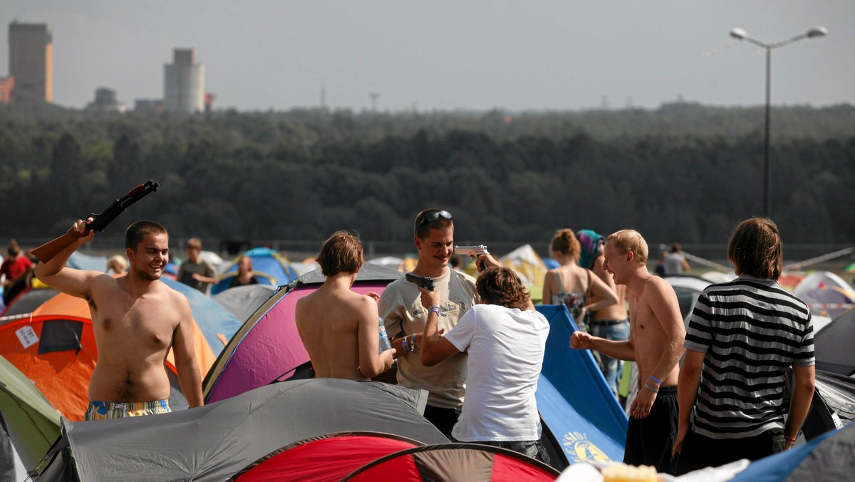 Jak bumerang wraca temat zbyt głośnych imprez na Muchowcu - podaje mmsilesia.pl.