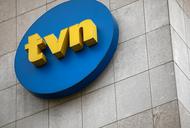 Krajowa Rada Radiofonii i Telewizji do tej pory nie podjęła decyzji w sprawie przyszłości TVN7, mimo że stacji za miesiąc kończy się koncesja – alarmuje portal Wirtualnemedia.pl. 