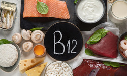 Gdzie występuje witamina B12? Dietetyk wyjaśnia