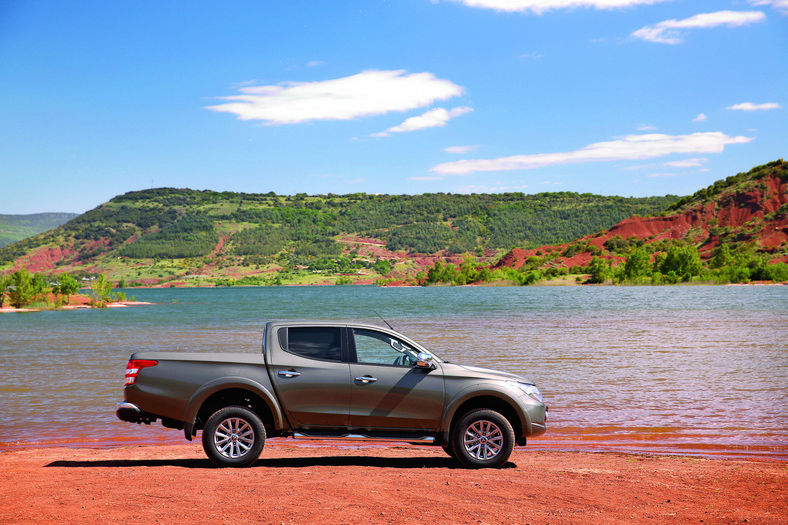 Mitsubishi-L200