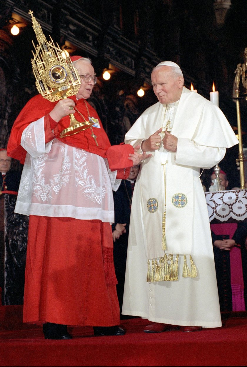 Olsztyn: kard. Henryk Gulbinowicz pochowany w tajemnicy w grobowcu rodzinnym