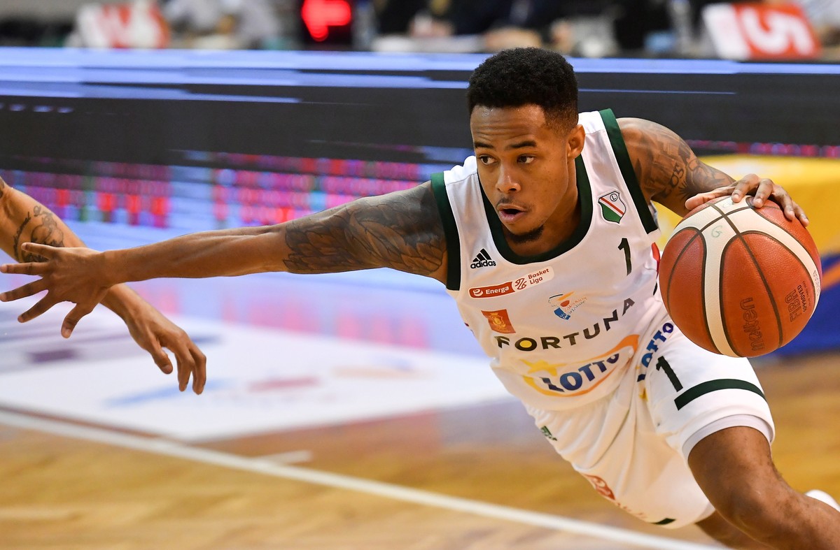 Koszykarz Legii Warszawa Justin Bibbins