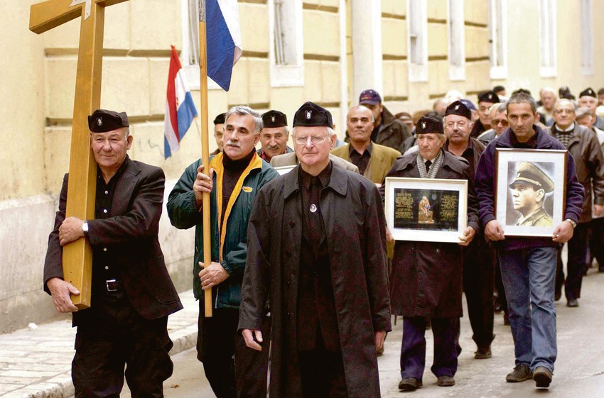 Memorijalni marš sadašnjih ustaša u slavu Ante Pavelića