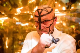 szokująca, najodważniejsza premiera tego roku. mocne oskarżenie kapelana "solidarności"