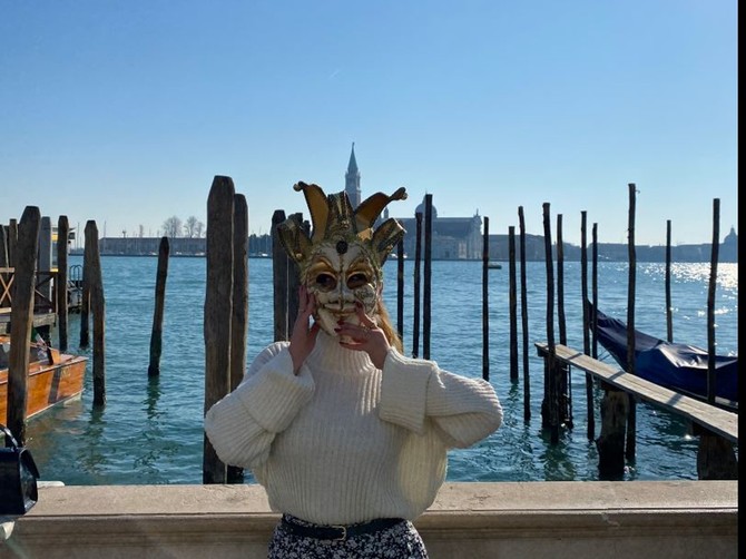 Katarina Lazić, travel blogerka na karnevalu u Veneciji 