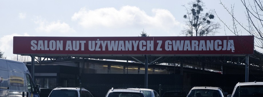 Ponad 40 proc. osób biorących udział w badaniu Spotawheel przyznało, że decyduje się na samochód z rynku wtórnego, ponieważ jest to tańszy wybór. Blisko połowa z nich zwraca uwagę na fakt, że spadek wartości pojazdu jest mniejszy po 1 roku, dlatego traktuje wybór „z drugiej ręki” jako „mądrą inwestycję”