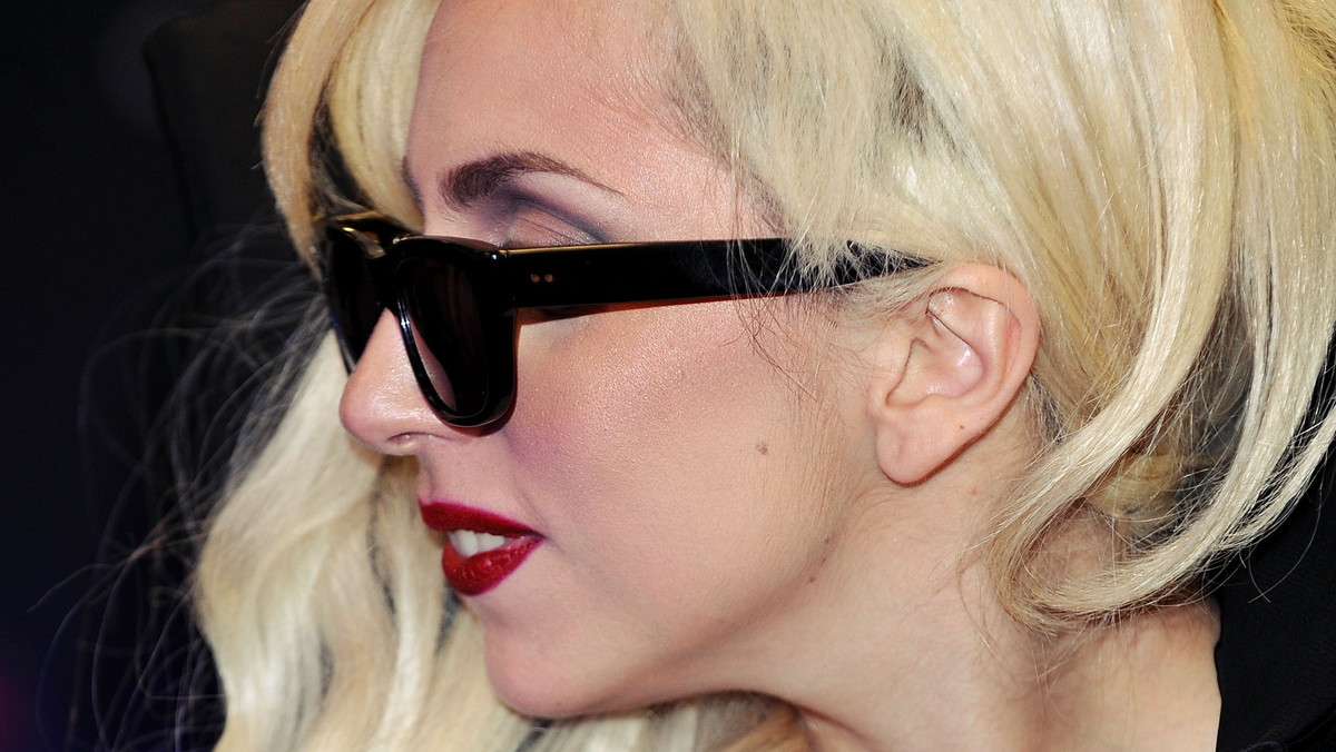 Lady Gaga zaprezentowała swój drugi "modowy film", którego ścieżką dźwiękową jest ostatni singiel wokalistki - "You And I".