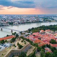 Szerbiai orvosok szerint a NATO légicsapásainak következményeként sok a rákos megbetegedés az országban