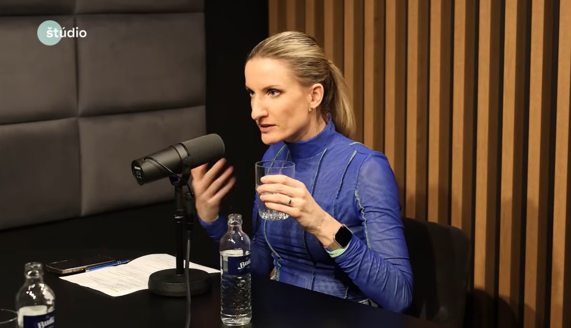 Adriana Kneissl v podcaste Adela trochu inak.