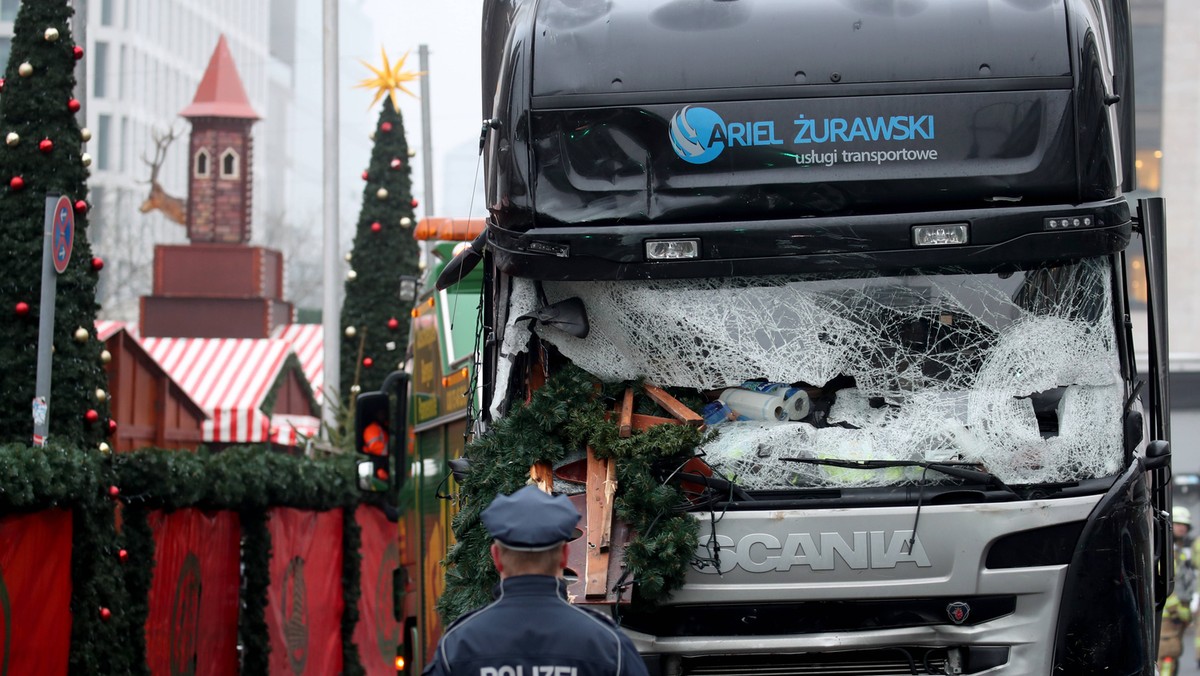 Niemieckie władze zbagatelizowały ostrzeżenia syryjskiego uchodźcy Mohammeda J. przed tunezyjskim terrorystą Anisem Amrim, który w grudniu 2016 roku dokonał zamachu w Berlinie, zabijając 12 osób. To kolejny błąd popełniony w tej sprawie przez niemiecką policję.