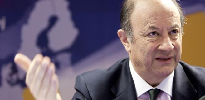 1. Wicepremier i minister Finansów Jacek Rostowski - za odwołaniem go ze stanowiska jest 55 procent Polaków, a zaledwie 32 procent chciałoby go dalej widzieć w rządzie Tuska