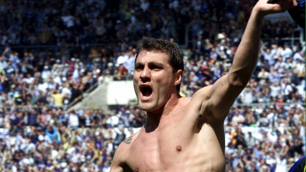 Choć ma już 43 lata, a po raz ostatni pojawił się na boisku w 2009 roku, to właśnie postanowił wznowić karierę. Christian Vieri poinformował, że jeszcze chwila i rozpocznie występy w jednym z chińskich klubów.