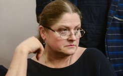 Pawłowicz: Obrońcy demokracji napadli mnie przed północą, policyjny radiowóz odwiózł mnie do domu. WIDEO