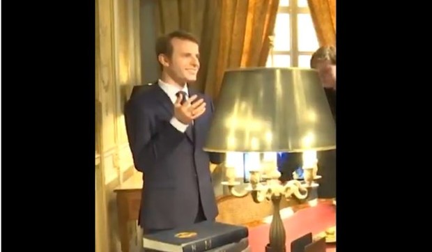 Voštana figura Makrona