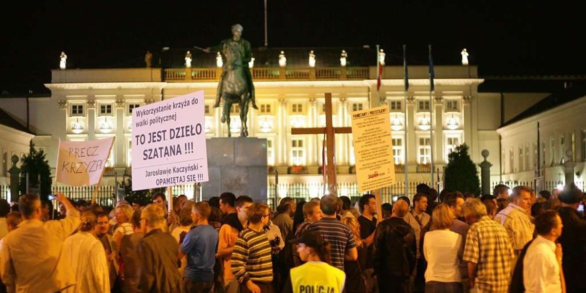 W nocy będą kłócić się przed krzyżem. Idziesz?