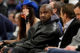 Kanye West nie wiedział, że trzeba płacić podatki. "Zamrozili 75 mln dol. na czterech moich kontach"