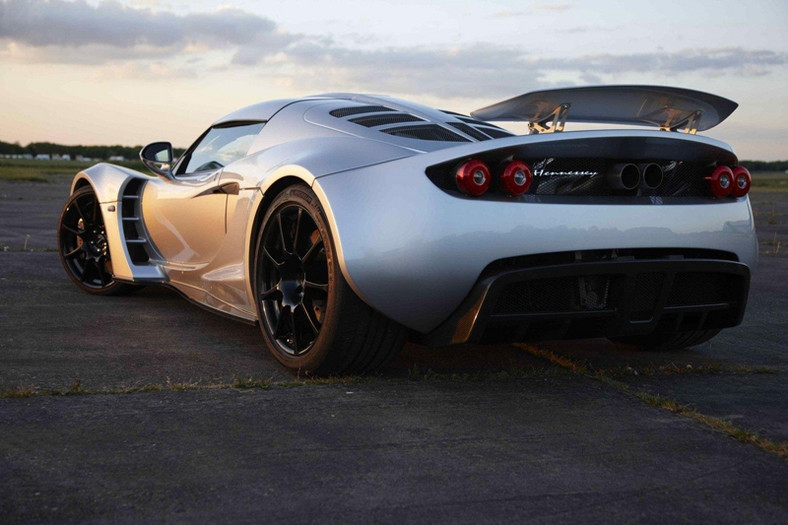 Hennessey Venom GT ma 1200 KM