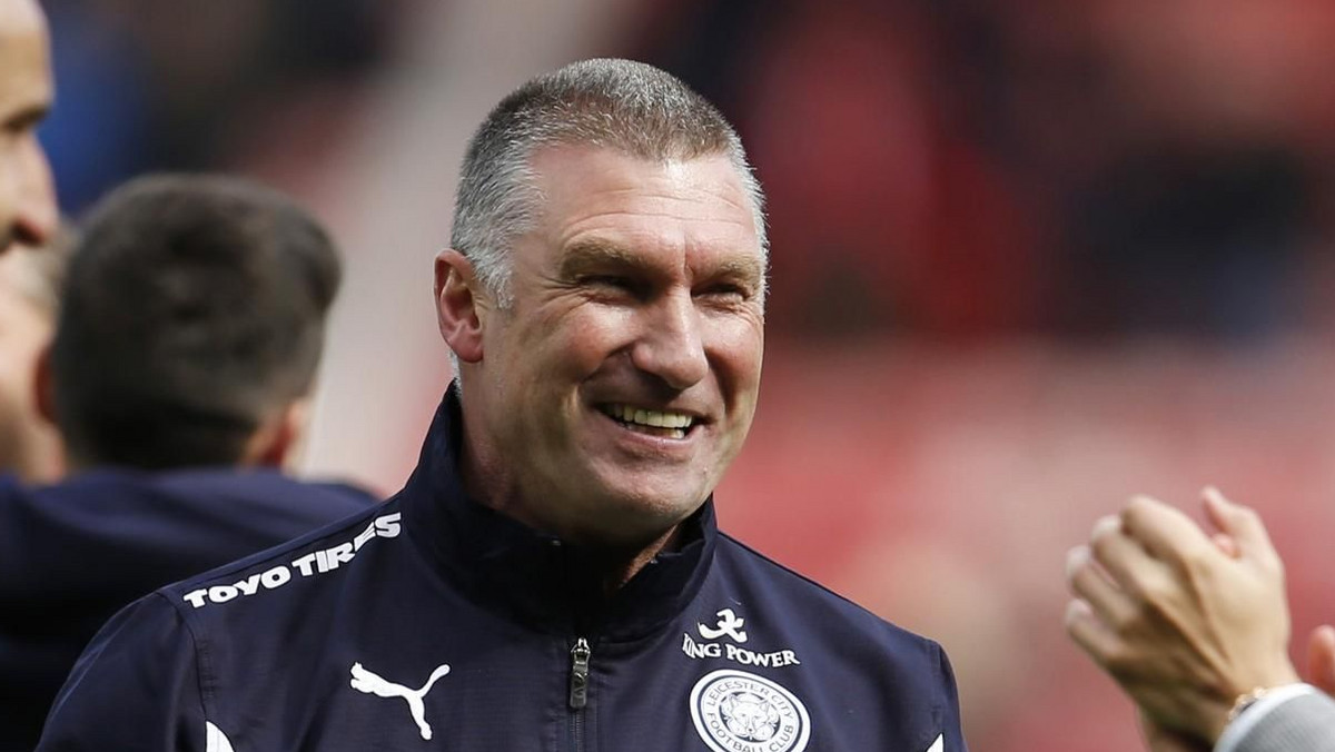 Nigel Pearson po czterech latach pracy pożegnał się latem z funkcją menedżera Leicester City, nie oznacza to jednak, że nie odnajduje swojego wpływu na zespół także teraz. - Odegrałem kluczową rolę w walce o mistrzowski tytuł - wyznał w jednym z wywiadów.