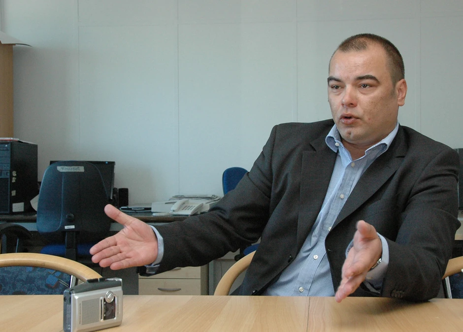 Goran Ješić, gradonačelnik Inđije prvi se odrekao poslaničkog mandata