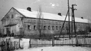 Śląskie: pomnik ofiar Auschwitz jest już poza terenem skupu złomu