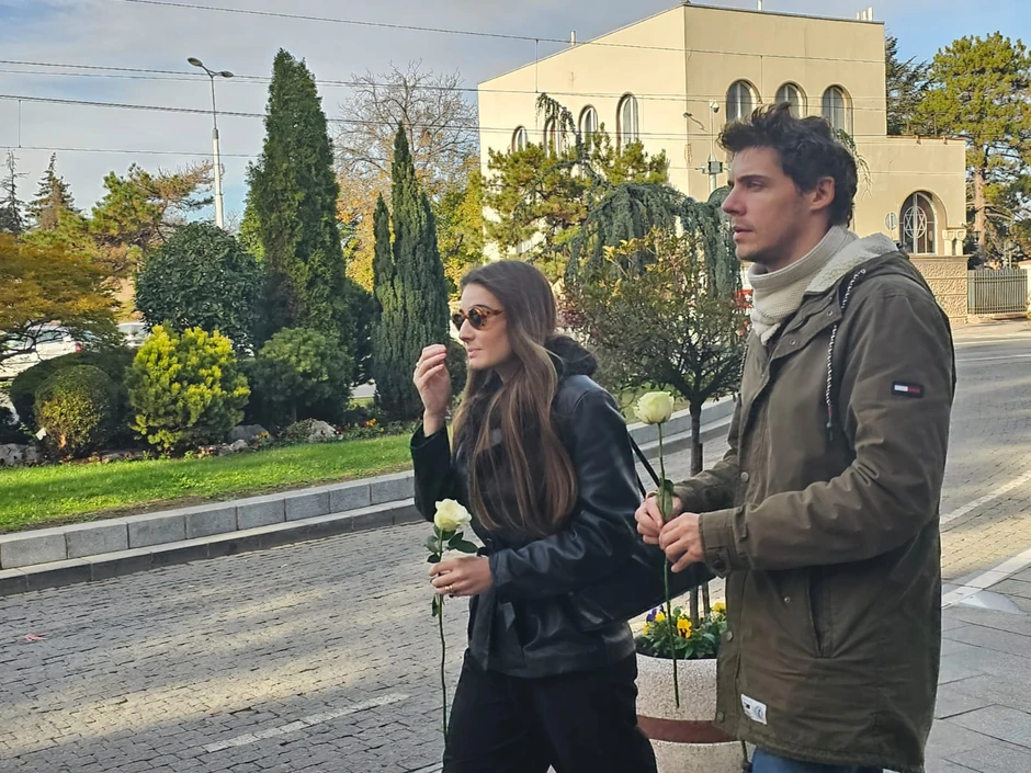 Poznati na sahrani Žarku Lauševiću