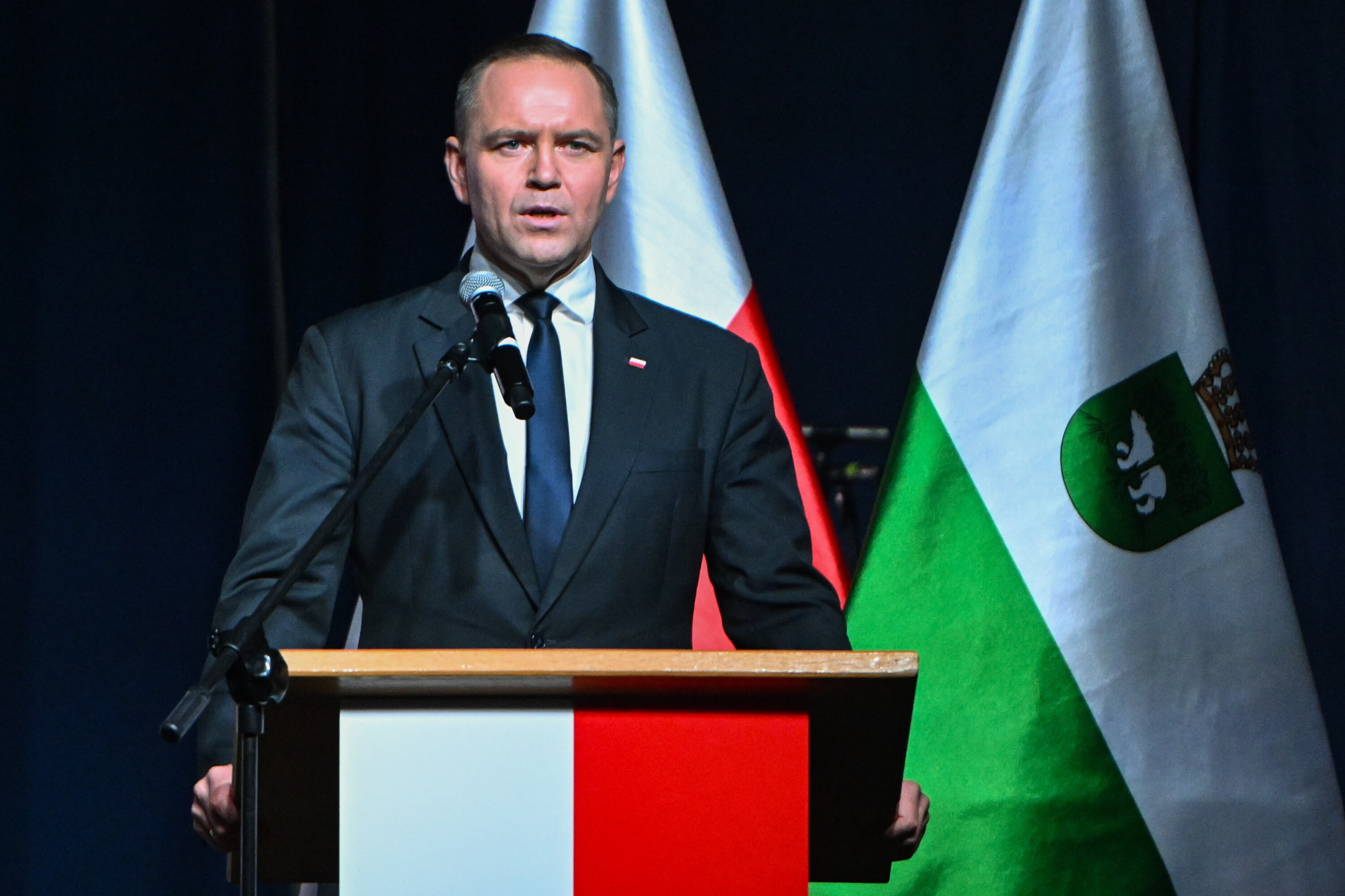 Nawrocki apeluje do Zełenskiego o ekshumacje na Wołyniu
