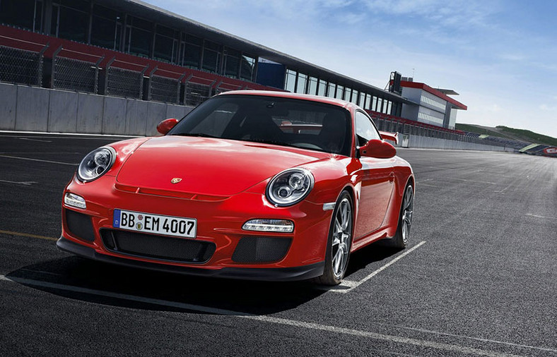Porsche 911 GT3: modernizacja i podrasowanie najmocniejszej wersji wolnossącej